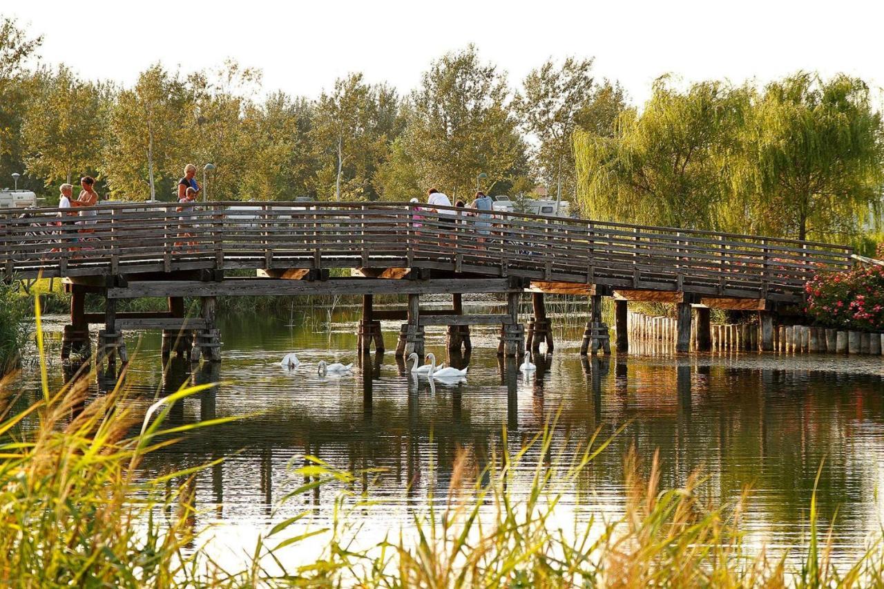 In Villaggio Ai Pini In Lido Altanea Appartamento